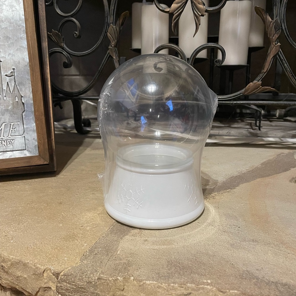 New Christmas Glass Fillable Snow Globe